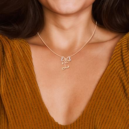 Alphabet I Bow Necklace
