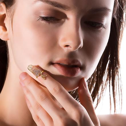 Triangular Nail Ring