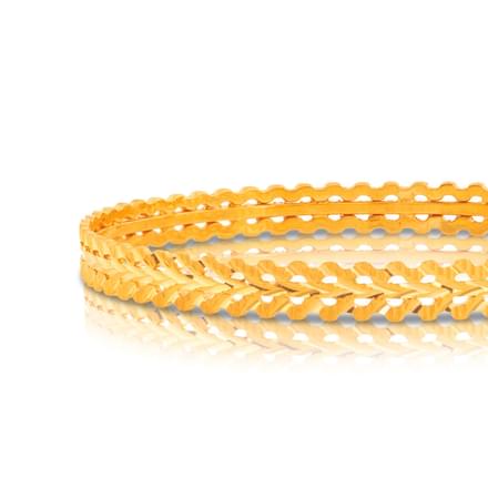 Asya Wave Gold Bangle